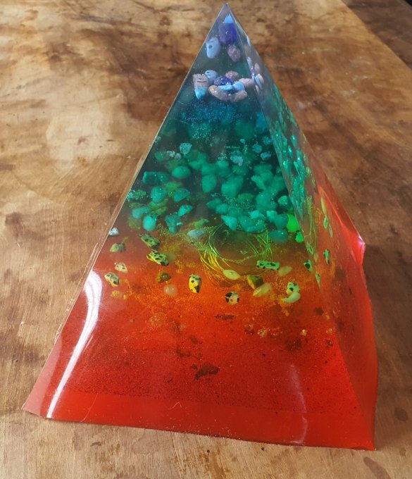 ORGONE PYRAMIDE   