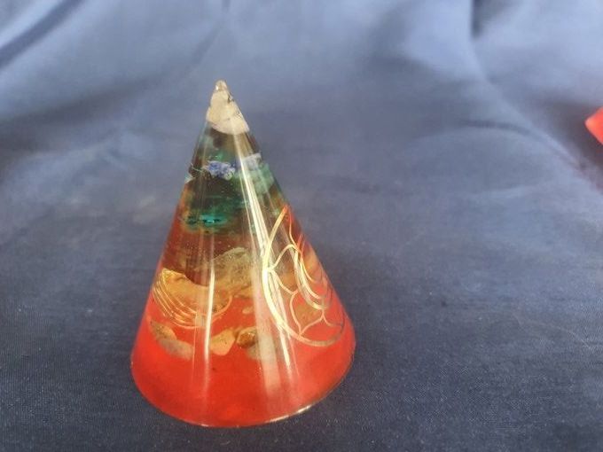 PETITE ORGONE CÔNE FLEUR DE LOTUS