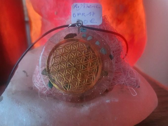 PENDENTIF FLEUR DE VIE